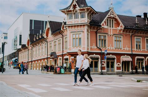 Discover Jyväskylä, the city where Lakelands charm。